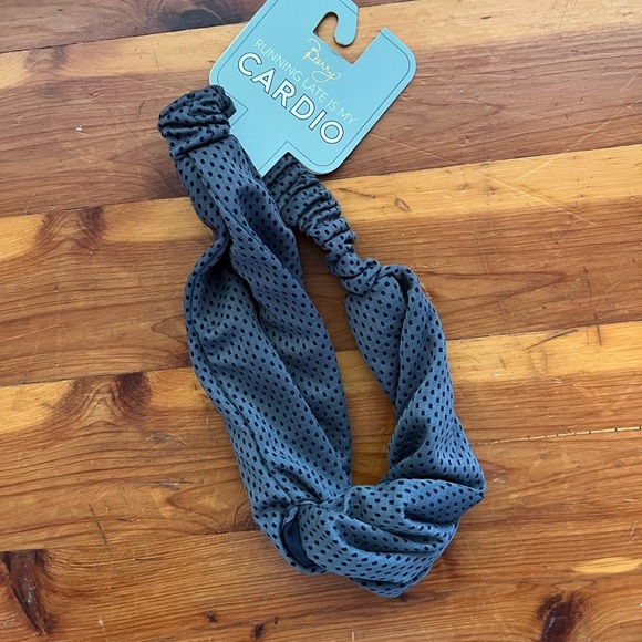 Headbands - Picture 3 of 4